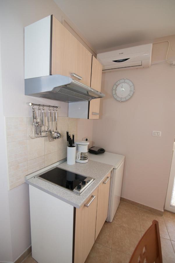 Apartments With A Parking Space Punta Kriza, Cres - 8082 Екстериор снимка